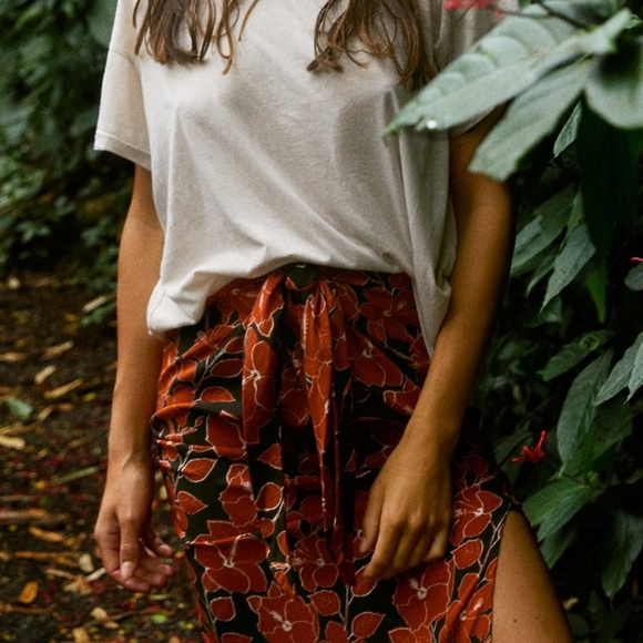 New acacia mid pacific Quinn skirt silk swimwear M - Picture 11 of 16